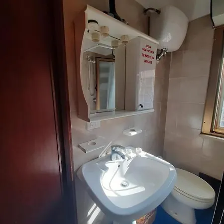 Pm 75b Via Orsa Maggiore Apartament *
